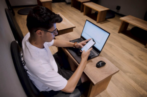 How Should Skilled Trades Owners Judge AI Tools and Avoid Mistakes?